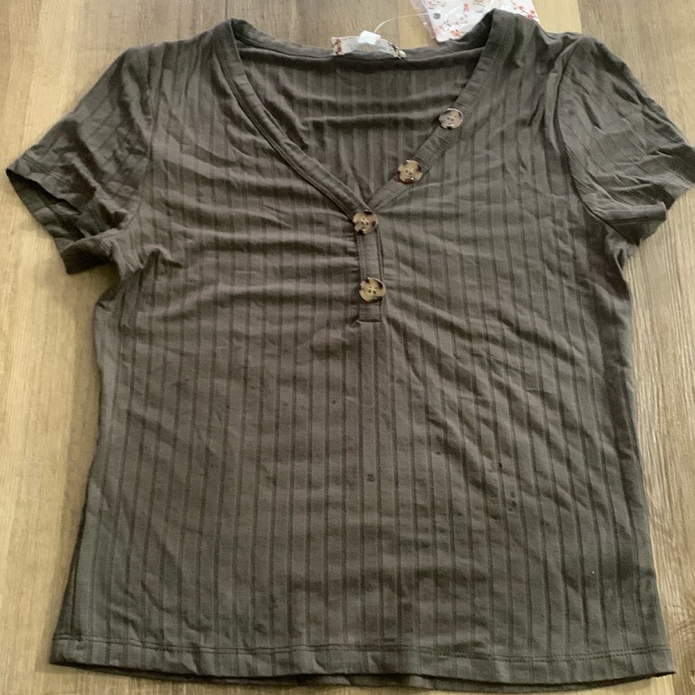 Ribbed Henley baby tee